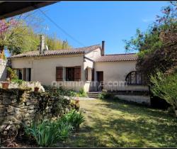 Maison / Villa Plus de 5 pi&egrave;ces  110 m ...