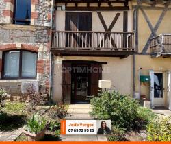 Maison / Villa 4 pi&egrave;ce(s)  66 m2