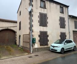 Maison / Villa 4 pi&egrave;ce(s)  80 m2