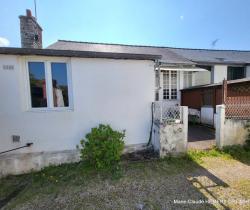 Maison / Villa 2 pi&egrave;ce(s)  57 m2