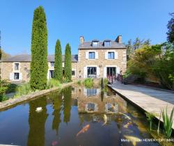 Propriété Plus de 5 pi&egrave;ces  406 m2