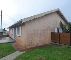 Maison / Villa 4 pi&egrave;ce(s)  144 m2