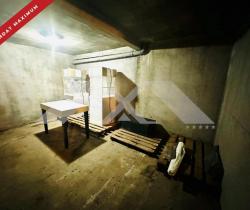 Local commercial studio