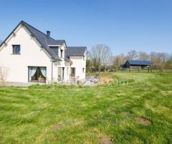 Maison / Villa Plus de 5 pi&egrave;ces  180 m ...