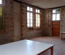 Maison / Villa 2 pi&egrave;ce(s)  150 m2