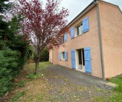 Maison / Villa 4 pi&egrave;ce(s)  95 m2