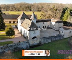 Propriété Plus de 5 pi&egrave;ces  450 m2