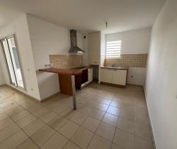 Appartement 3 pi&egrave;ce(s)  71 m2