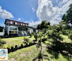 Maison / Villa Plus de 5 pi&egrave;ces  162 m ...