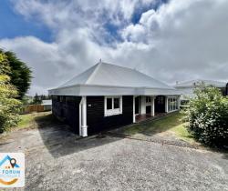 Maison / Villa 5 pi&egrave;ce(s)  88 m2