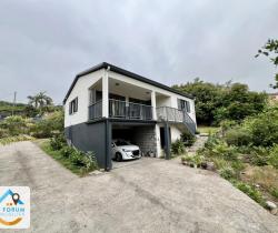 Maison / Villa 3 pi&egrave;ce(s)  66 m2