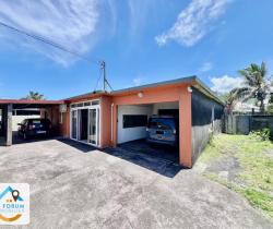 Maison / Villa 5 pièce(s)  Saint Joseph 