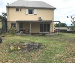 Maison / Villa 4 pi&egrave;ce(s)  100 m2