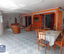 Maison / Villa 5 pi&egrave;ce(s)  120 m2