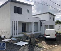 Maison / Villa 4 pi&egrave;ce(s)  98 m2