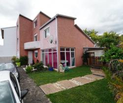 Maison / Villa 5 pi&egrave;ce(s)  153 m2