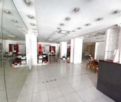 Local commercial  200 m2