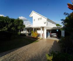 Maison / Villa 5 pi&egrave;ce(s)  126 m2