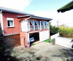 Maison / Villa 4 pi&egrave;ce(s)  94 m2