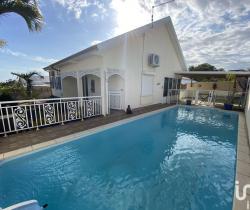 Maison / Villa 4 pi&egrave;ce(s)  125 m2