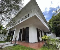 Maison / Villa Plus de 5 pi&egrave;ces  135 m ...