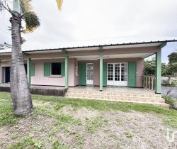 Maison / Villa 5 pi&egrave;ce(s)  131 m2