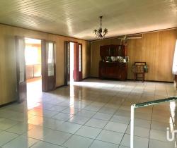 Maison / Villa 5 pi&egrave;ce(s)  130 m2