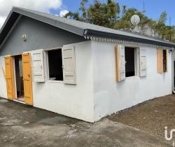 Maison / Villa 3 pi&egrave;ce(s)  70 m2