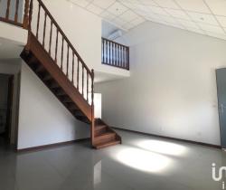 Appartement 3 pi&egrave;ce(s)  77 m2