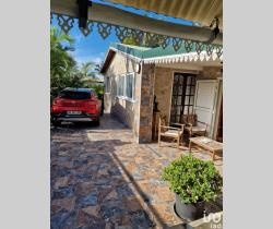 Maison / Villa 4 pi&egrave;ce(s)  107 m2