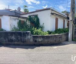 Maison / Villa 4 pi&egrave;ce(s)  70 m2